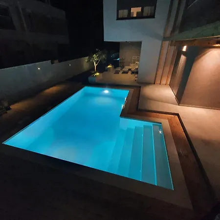 Villa New 